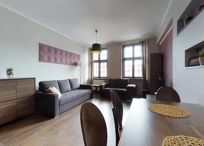 Niceone Number 10 - W Samym Centrum! * Breslavia